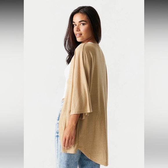 Ladies Cocoon Pocket Dolman Cardigan. Beige. Brand NEW NWT soft warm style - Picture 4 of 7